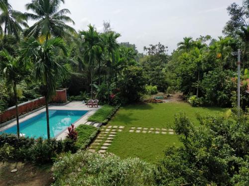 Peaceful Chaitra Villa 5Bhk And 4Bhk Alibaug Swimming Pool Is Common Between Both Property