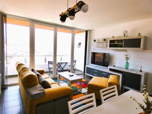  A de Quique. Apartamento a pie de playa. in Corcubión