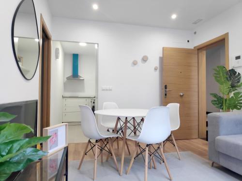 Apartamentos Rey by Como en Casa - 편의 시설/서비스