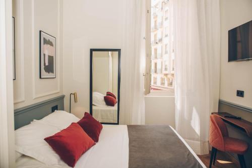 Alcazaba Premium Hotel - image 11