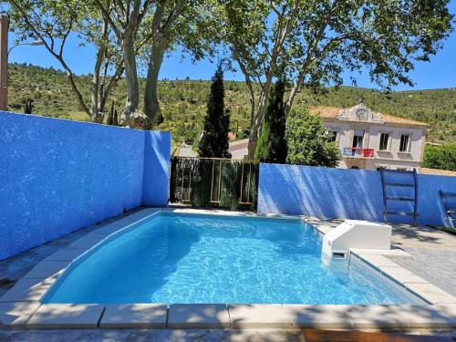 Maison Vallée du paradis piscine privée, route VTT gîte à louer Félines-Termenès