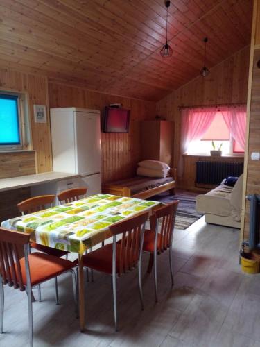 Domek na wyłączność "Latoś" w Puszczy Augustowskiej przy jeziorze Serwy (Domek na wylacznosc "Latos" w Puszczy Augustowskiej przy jeziorze Serwy) in Serwy