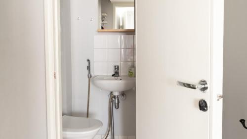 2ndhomes Modern & Central 1BR Top Floor home, Helsinki (photo 6)