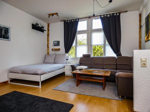 #111 - LUX-Flat Lennep - Altstadt - Netflix & Amazon Prime - Felswand, Remscheid (foto 2)