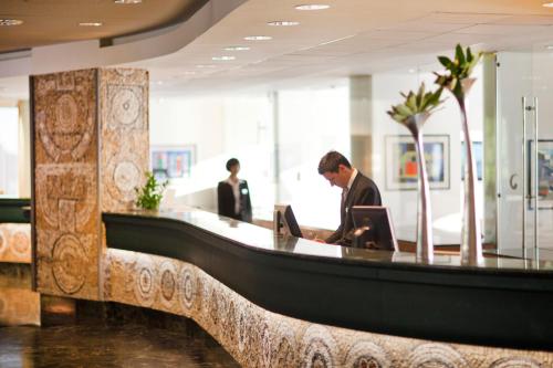 Hotel Croatia - image 2