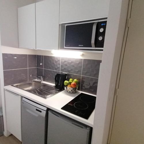 Appart-Hotel Mer & Golf City Ile de Nantes - image 5