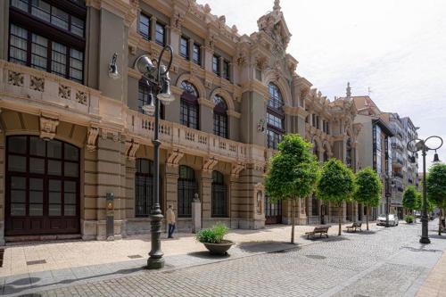  Apartamento Palacio Valdés, centro Avilés, con parking in Avilés