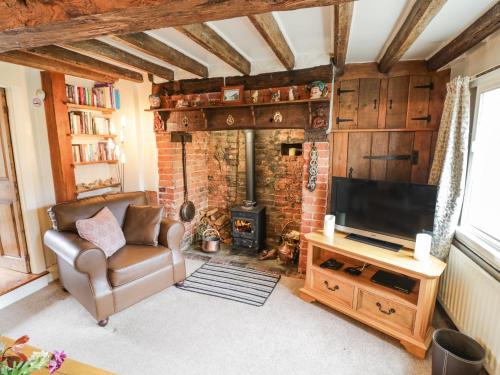 Apple Tree Cottage Evesham - image 3