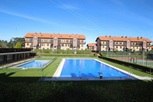  Apartamento en complejo residencial Rovacias, Pension in Comillas