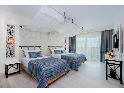 Limak Cyprus Deluxe Hotel Limak Cyprus Deluxe Hotel