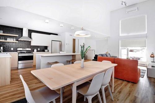 106 Chemin des Ruisselets in Stoneham (QC)