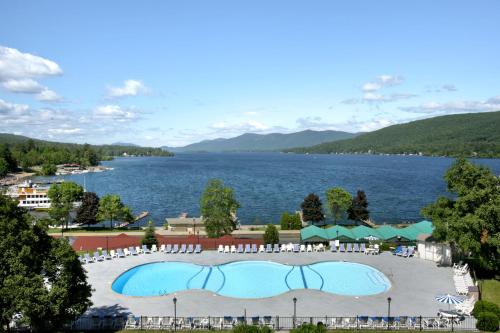 สภาพแวดล้อมโดยรอบ, Fort William Henry Hotel in เลคจอร์จ (NY)