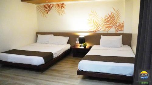 2 double beds