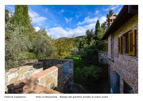 Fattoria Casamora - Villa La Nocciolina in Пьян ді Ско