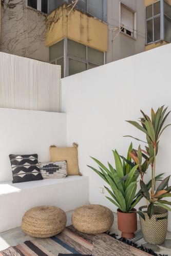 Casa Boma Lisboa - Elegant Apartment with Private Terrace - Ajuda II - image 8
