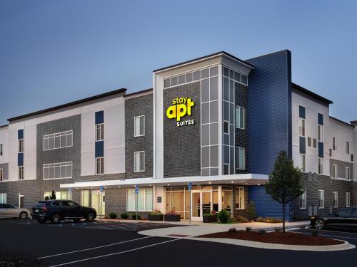 stayAPT Suites San Antonio-Lackland - 숙소 외관