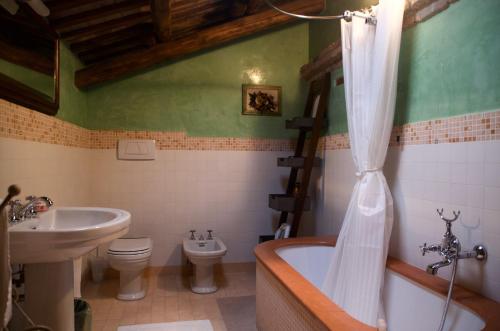 Vannas istaba, B&B FETONTE in Crespino