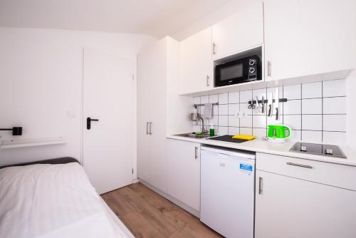 Chesscom Apartments - main image