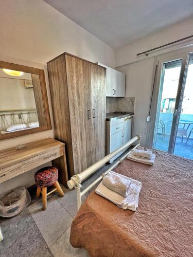 George Studios, Naxos Chora (foto 3)