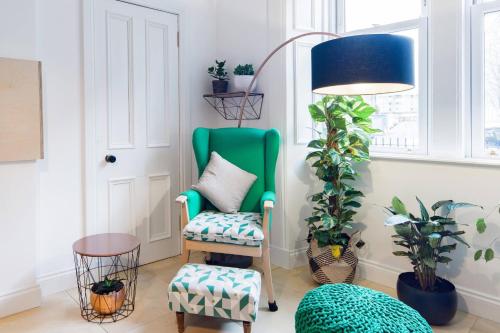 The Plywood Flat, Modern Style In A Traditional Tenement, Edimburgo (foto 9)