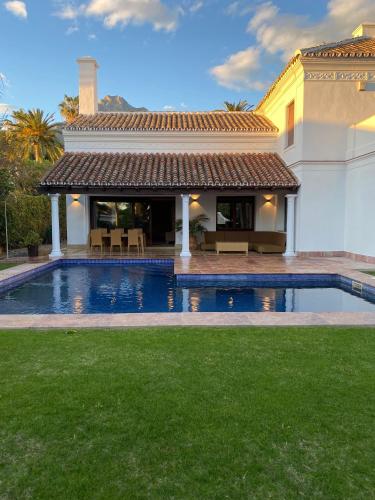  Casa Calisa, Golden Mile, Marbella in Marbella
