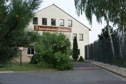 B&B Dresda - Sportpension Dresden - Bed and Breakfast Dresda