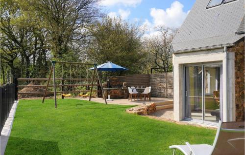 Tampilan eksterior, 3 Bedroom Amazing Home In La Hague in Vasteville
