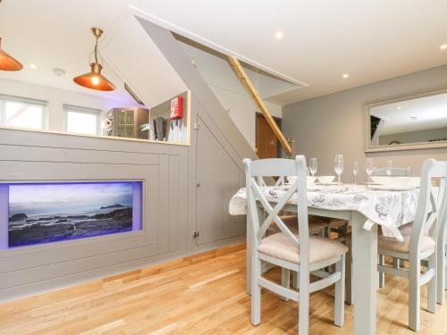 50 Trevithick Court Tolroy Manor - image 3