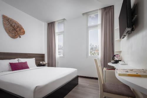 King Grand Boutique Hotel Room Type - Standard Double Room