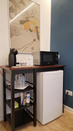 Black Church Apartment - image 4