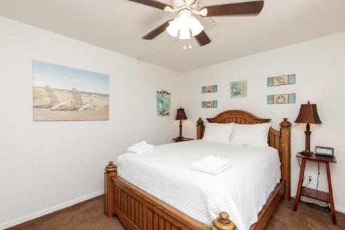 Cozy Coastal Repose 206K by Padre Escapes - image 10