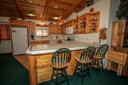 Aspen Grove-1041 by Big Bear Vacations - main image