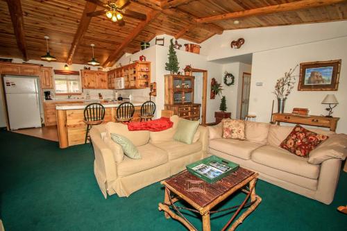 Aspen Grove-1041 by Big Bear Vacations - image 10