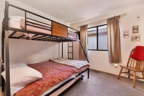 Brown Bears Cabin-1091 by Big Bear Vacations - image 10