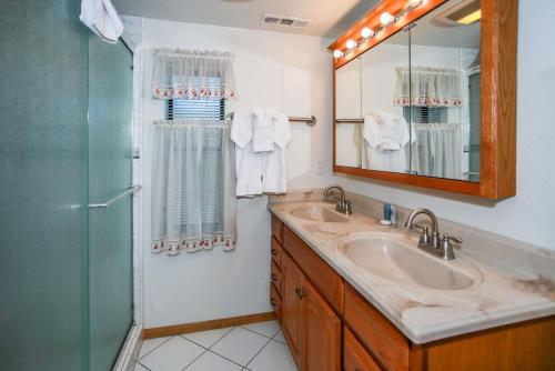 Breezy One-112 by Big Bear Vacations - image 6