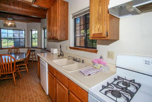Breezy One-112 by Big Bear Vacations - image 12