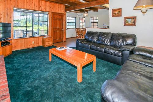 Breezy One-112 by Big Bear Vacations - image 2