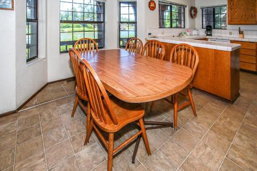 Breezy Two-113 by Big Bear Vacations - image 6