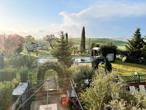 Kilátás, Appartamento con Piscina e Giardino a Siena in Costalpino