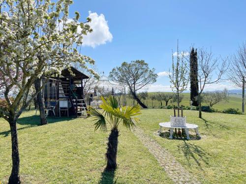 Kert, Appartamento con Piscina e Giardino a Siena in Costalpino