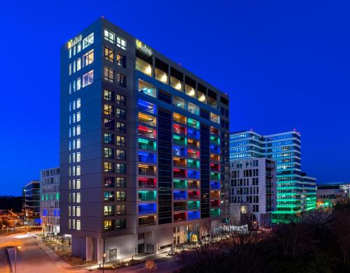 350831548 b'mine Hotel Frankfurt Airport