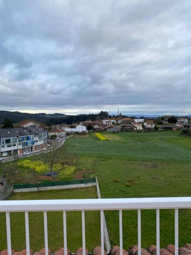 Pension Ameneiral near สนามบินซานติอาโก เด กอมโปสเตลา