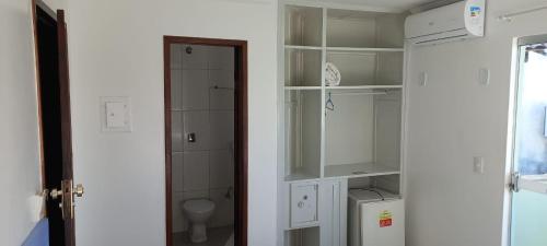 Large Single Room image 3