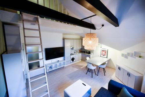  SKYHIGH STUDIO STP, Pension in Sankt Pölten bei Kapelln