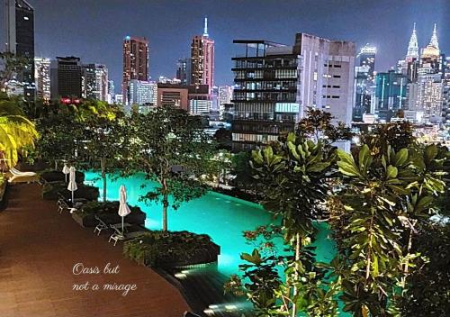 Modern 2BR Designer Suite TRX KLCC View Near IKEA - image 11