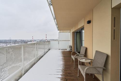 Apartment Krakowska 39 with AC & PARKING & LOGGIA Wrocław by Noclegi Renters, Breslau (Foto 6)