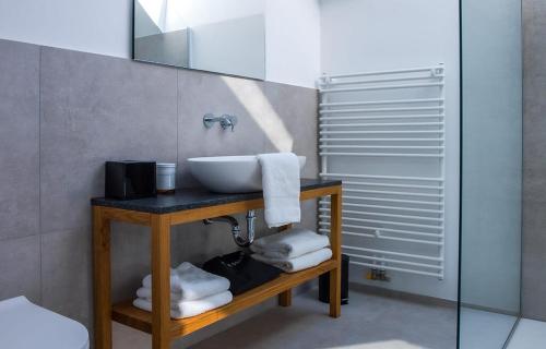HOTEL BELMUR Room Type - Suite with Balcony