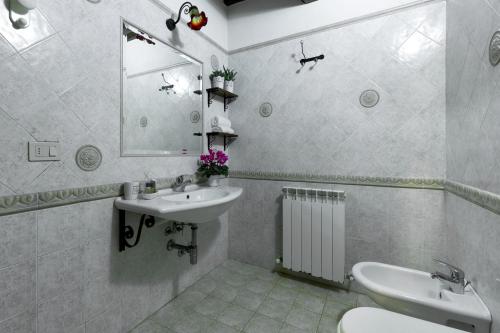 Apartment - Ground Floor image 9