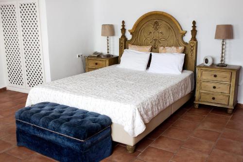 Suites of the Gods Cave Spa Hotel - image 14