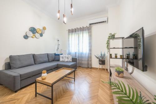 One-Bedroom Apartment image 10